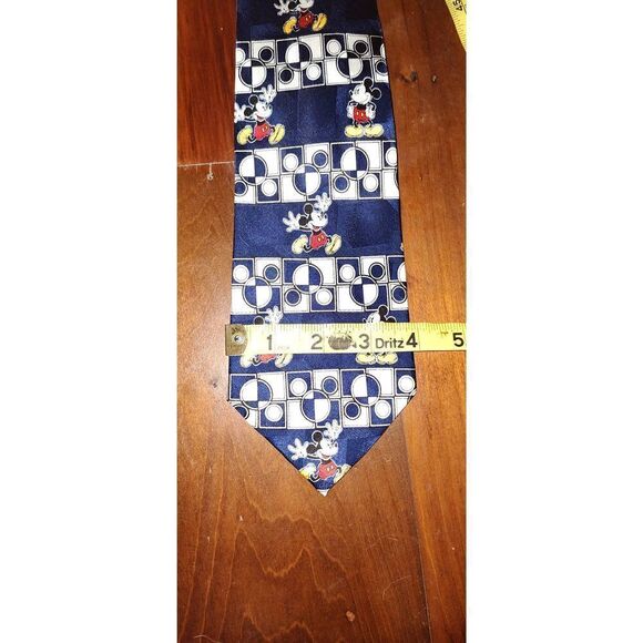 Atlas Design for Disney, Göteborg SWEDEN, Classic  Mickey Mouse print 100% Silk - Picture 3 of 5